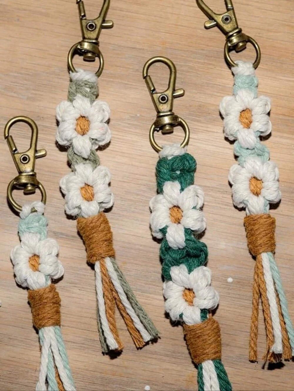 Lobster Claw Trigger (40 In Total 10 Of Each Color